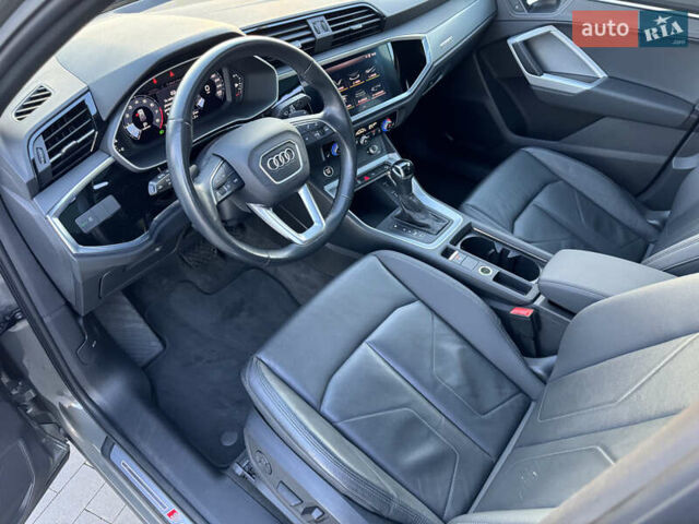 Серый Ауди Ку3, объемом двигателя 1.98 л и пробегом 43 тыс. км за 29000 $, фото 16 на Automoto.ua