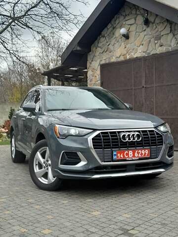 Сірий Ауді Ку3, об'ємом двигуна 1.98 л та пробігом 181 тис. км за 20999 $, фото 1 на Automoto.ua