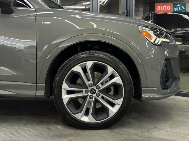 Сірий Ауді Ку3, об'ємом двигуна 1.98 л та пробігом 55 тис. км за 28900 $, фото 4 на Automoto.ua