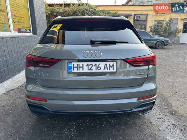 Серый Ауди Ку3, объемом двигателя 1.98 л и пробегом 65 тыс. км за 30000 $, фото 3 на Automoto.ua