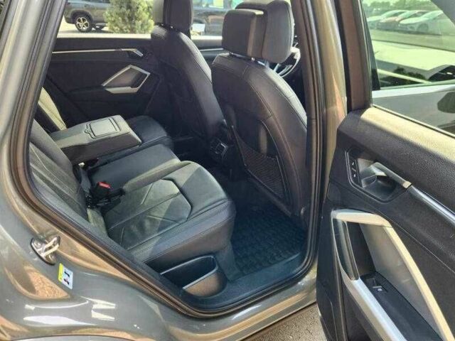 Сірий Ауді Ку3, об'ємом двигуна 2 л та пробігом 55 тис. км за 8700 $, фото 9 на Automoto.ua