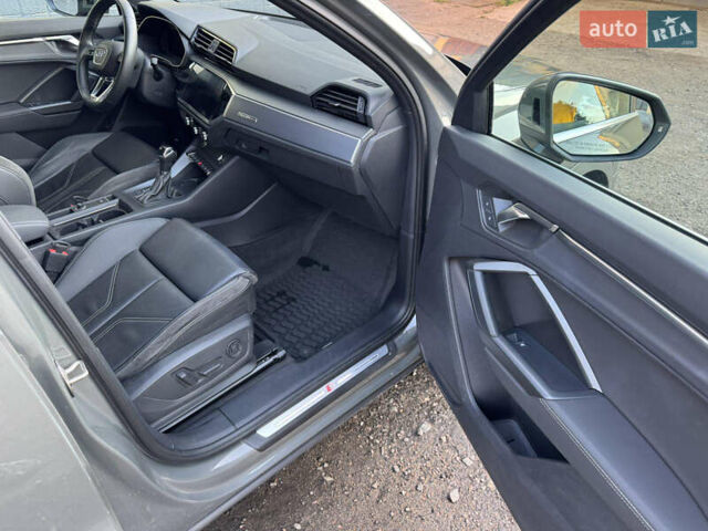 Серый Ауди Ку3, объемом двигателя 1.98 л и пробегом 65 тыс. км за 30000 $, фото 9 на Automoto.ua