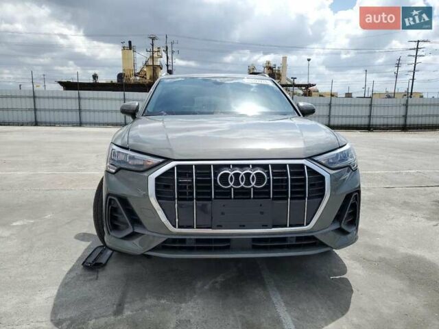 Сірий Ауді Ку3, об'ємом двигуна 2 л та пробігом 95 тис. км за 8000 $, фото 4 на Automoto.ua