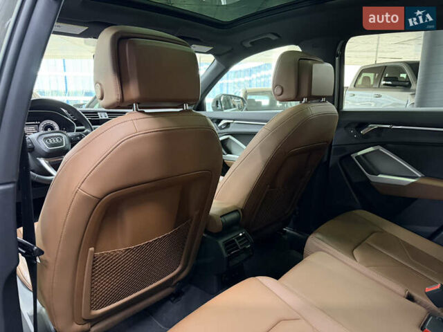 Сірий Ауді Ку3, об'ємом двигуна 1.98 л та пробігом 55 тис. км за 28900 $, фото 22 на Automoto.ua