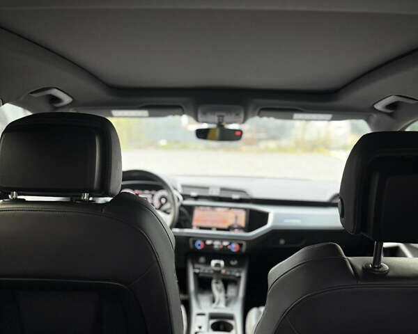 Серый Ауди Ку3, объемом двигателя 1.98 л и пробегом 83 тыс. км за 26900 $, фото 20 на Automoto.ua