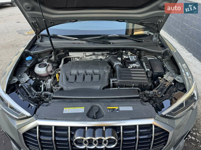 Серый Ауди Ку3, объемом двигателя 1.98 л и пробегом 65 тыс. км за 30000 $, фото 6 на Automoto.ua
