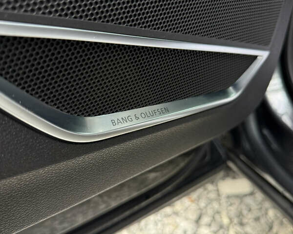 Серый Ауди Ку3, объемом двигателя 1.98 л и пробегом 83 тыс. км за 26900 $, фото 12 на Automoto.ua