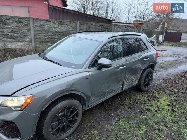 Сірий Ауді Ку3, об'ємом двигуна 2 л та пробігом 32 тис. км за 7650 $, фото 2 на Automoto.ua