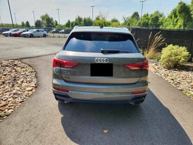 Сірий Ауді Ку3, об'ємом двигуна 2 л та пробігом 55 тис. км за 8700 $, фото 5 на Automoto.ua