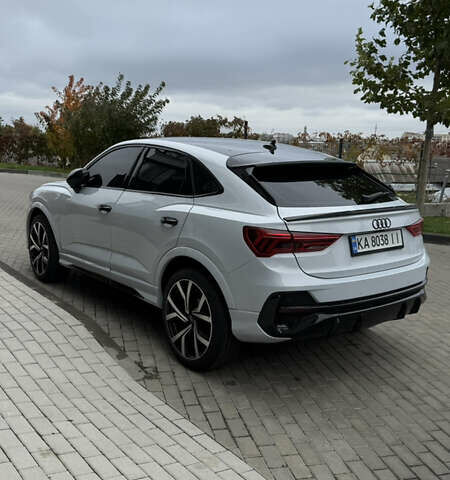 Сірий Ауді Ку3, об'ємом двигуна 1.98 л та пробігом 23 тис. км за 39500 $, фото 3 на Automoto.ua