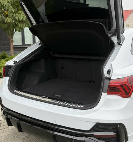 Сірий Ауді Ку3, об'ємом двигуна 1.98 л та пробігом 23 тис. км за 39500 $, фото 5 на Automoto.ua