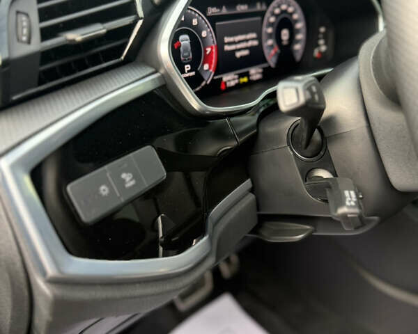 Серый Ауди Ку3, объемом двигателя 1.98 л и пробегом 83 тыс. км за 26900 $, фото 16 на Automoto.ua