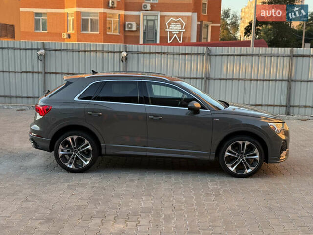 Ауди Ку3 2020 в Одессе на Automoto.ua Серый Ауди Ку3, объемом двигателя 1.98 л и пробегом 57 тыс. км за 28900 $, фото 5 на Automoto.ua