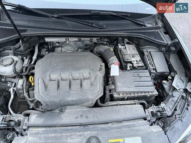 Сірий Ауді Ку3, об'ємом двигуна 2 л та пробігом 32 тис. км за 7650 $, фото 13 на Automoto.ua