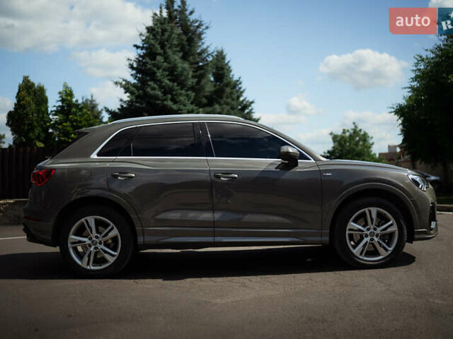 Сірий Ауді Ку3, об'ємом двигуна 2 л та пробігом 75 тис. км за 35000 $, фото 7 на Automoto.ua