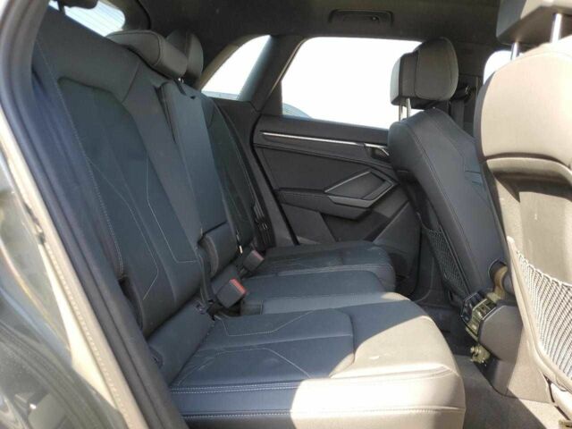 Серый Ауди Ку3, объемом двигателя 2 л и пробегом 36 тыс. км за 10000 $, фото 10 на Automoto.ua