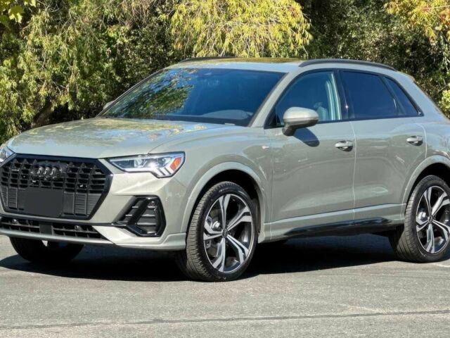 Серый Ауди Ку3, объемом двигателя 2 л и пробегом 10 тыс. км за 25500 $, фото 2 на Automoto.ua