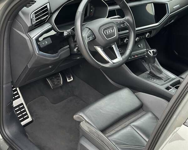 Серый Ауди Ку3, объемом двигателя 1.97 л и пробегом 75 тыс. км за 31999 $, фото 10 на Automoto.ua