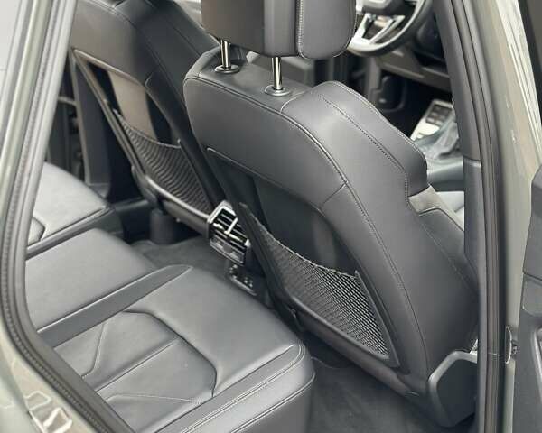 Серый Ауди Ку3, объемом двигателя 1.97 л и пробегом 75 тыс. км за 31999 $, фото 16 на Automoto.ua