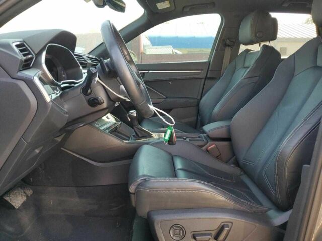 Серый Ауди Ку3, объемом двигателя 2 л и пробегом 36 тыс. км за 10000 $, фото 6 на Automoto.ua