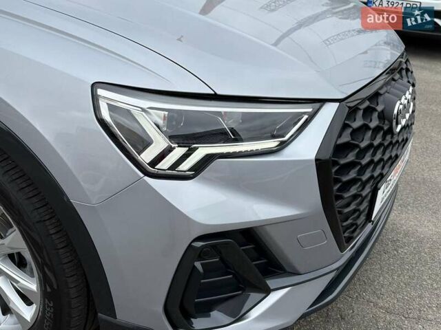 Сірий Ауді Ку3, об'ємом двигуна 1.5 л та пробігом 9 тис. км за 39800 $, фото 3 на Automoto.ua