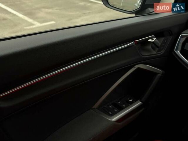 Сірий Ауді Ку3, об'ємом двигуна 1.5 л та пробігом 13 тис. км за 35500 $, фото 14 на Automoto.ua