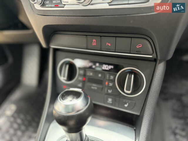 Синій Ауді Ку3, об'ємом двигуна 2 л та пробігом 158 тис. км за 15100 $, фото 24 на Automoto.ua