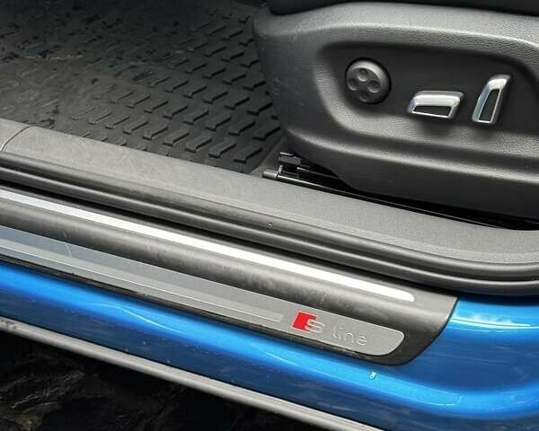 Синий Ауди Ку3, объемом двигателя 1.98 л и пробегом 162 тыс. км за 19950 $, фото 9 на Automoto.ua