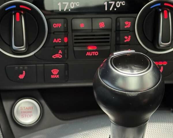 Синий Ауди Ку3, объемом двигателя 1.98 л и пробегом 162 тыс. км за 19950 $, фото 26 на Automoto.ua