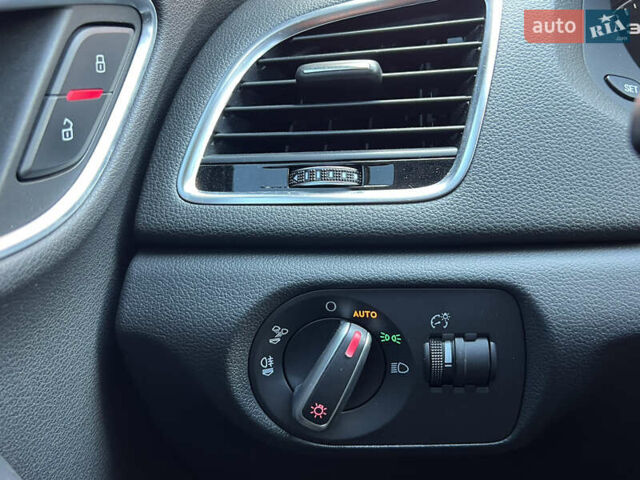 Синій Ауді Ку3, об'ємом двигуна 1.4 л та пробігом 157 тис. км за 13700 $, фото 13 на Automoto.ua