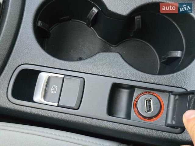 Синій Ауді Ку3, об'ємом двигуна 2 л та пробігом 152 тис. км за 13999 $, фото 87 на Automoto.ua