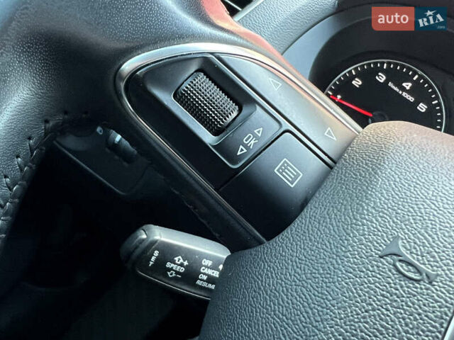 Синій Ауді Ку3, об'ємом двигуна 1.4 л та пробігом 157 тис. км за 13700 $, фото 12 на Automoto.ua