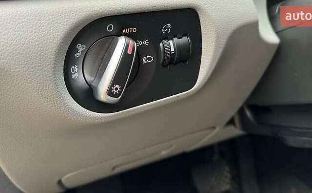 Синій Ауді Ку3, об'ємом двигуна 1.98 л та пробігом 115 тис. км за 20100 $, фото 27 на Automoto.ua