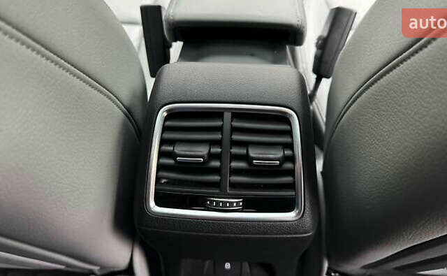 Синій Ауді Ку3, об'ємом двигуна 1.98 л та пробігом 115 тис. км за 20100 $, фото 31 на Automoto.ua