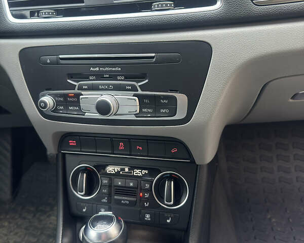 Синий Ауди Ку3, объемом двигателя 1.98 л и пробегом 101 тыс. км за 17600 $, фото 4 на Automoto.ua