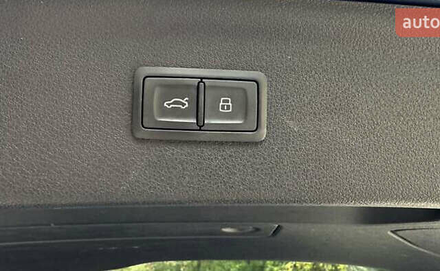 Синій Ауді Ку3, об'ємом двигуна 1.98 л та пробігом 115 тис. км за 20100 $, фото 9 на Automoto.ua