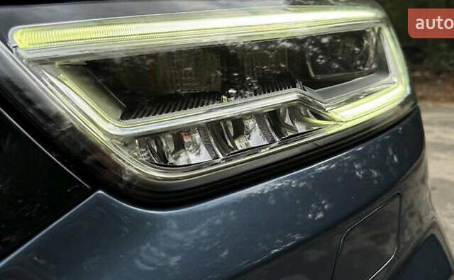 Синій Ауді Ку3, об'ємом двигуна 1.98 л та пробігом 115 тис. км за 20100 $, фото 17 на Automoto.ua