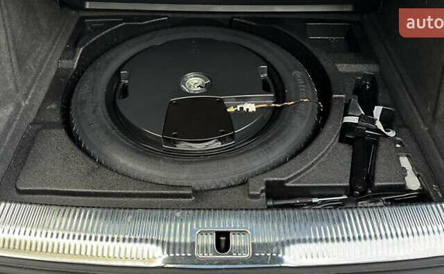 Синій Ауді Ку3, об'ємом двигуна 1.98 л та пробігом 115 тис. км за 20100 $, фото 11 на Automoto.ua