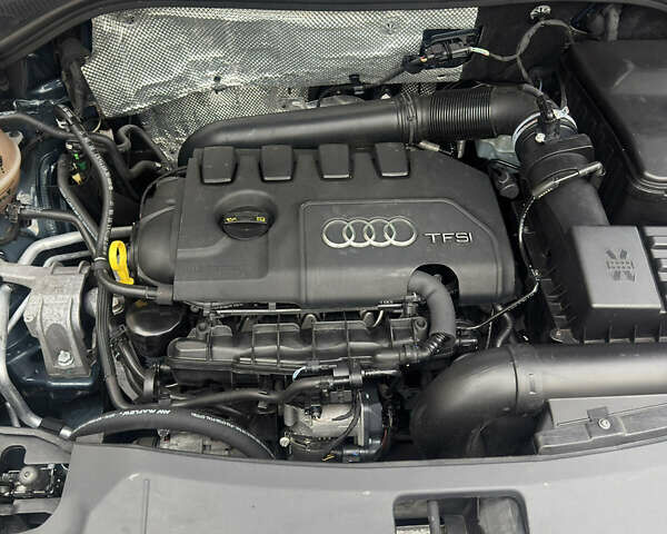 Синий Ауди Ку3, объемом двигателя 1.98 л и пробегом 101 тыс. км за 17600 $, фото 5 на Automoto.ua