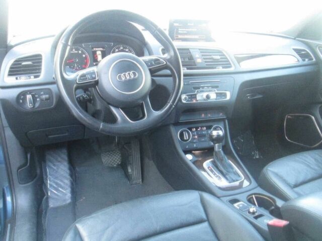 Синий Ауди Ку3, объемом двигателя 2 л и пробегом 52 тыс. км за 15200 $, фото 6 на Automoto.ua