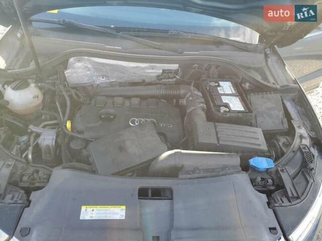 Синий Ауди Ку3, объемом двигателя 2 л и пробегом 162 тыс. км за 3800 $, фото 10 на Automoto.ua