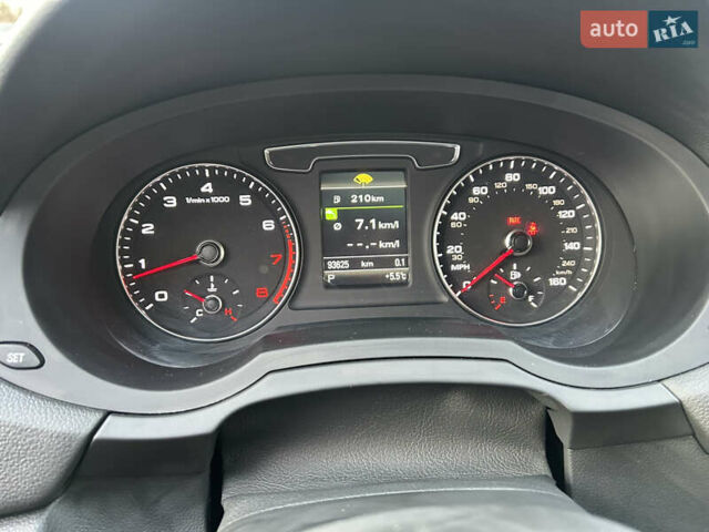 Синий Ауди Ку3, объемом двигателя 2 л и пробегом 93 тыс. км за 18700 $, фото 29 на Automoto.ua