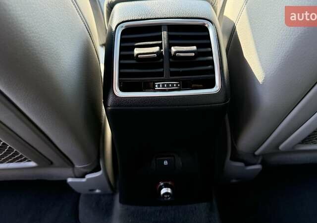 Синій Ауді Ку3, об'ємом двигуна 1.98 л та пробігом 101 тис. км за 20600 $, фото 11 на Automoto.ua