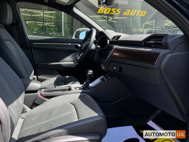 Синий Ауди Ку3, объемом двигателя 2 л и пробегом 41 тыс. км за 32900 $, фото 12 на Automoto.ua