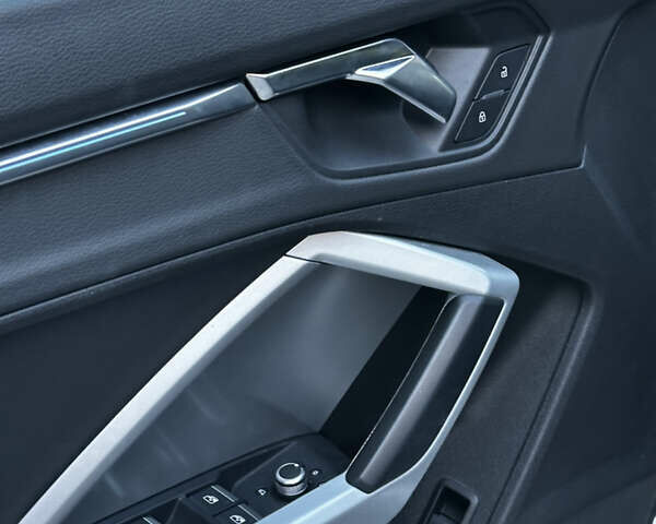 Синий Ауди Ку3, объемом двигателя 1.98 л и пробегом 156 тыс. км за 23500 $, фото 6 на Automoto.ua