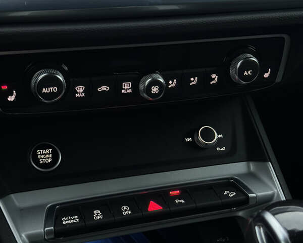 Синий Ауди Ку3, объемом двигателя 1.98 л и пробегом 155 тыс. км за 22999 $, фото 11 на Automoto.ua