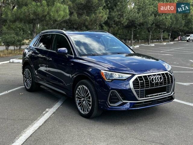Синий Ауди Ку3, объемом двигателя 2 л и пробегом 46 тыс. км за 26999 $, фото 1 на Automoto.ua