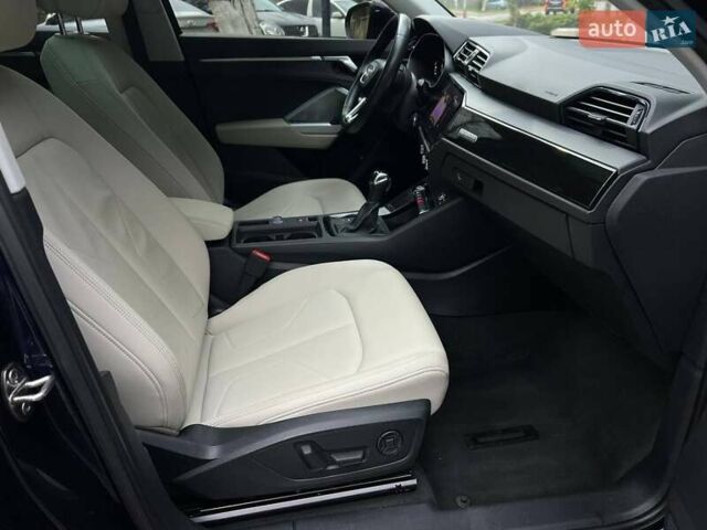 Синий Ауди Ку3, объемом двигателя 2 л и пробегом 82 тыс. км за 22900 $, фото 17 на Automoto.ua