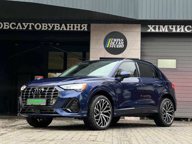 Синий Ауди Ку3, объемом двигателя 2 л и пробегом 82 тыс. км за 22900 $, фото 2 на Automoto.ua