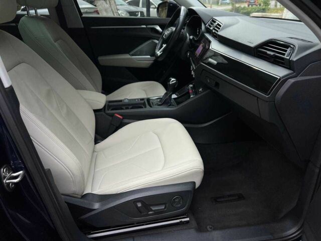 Синий Ауди Ку3, объемом двигателя 2 л и пробегом 82 тыс. км за 22900 $, фото 17 на Automoto.ua